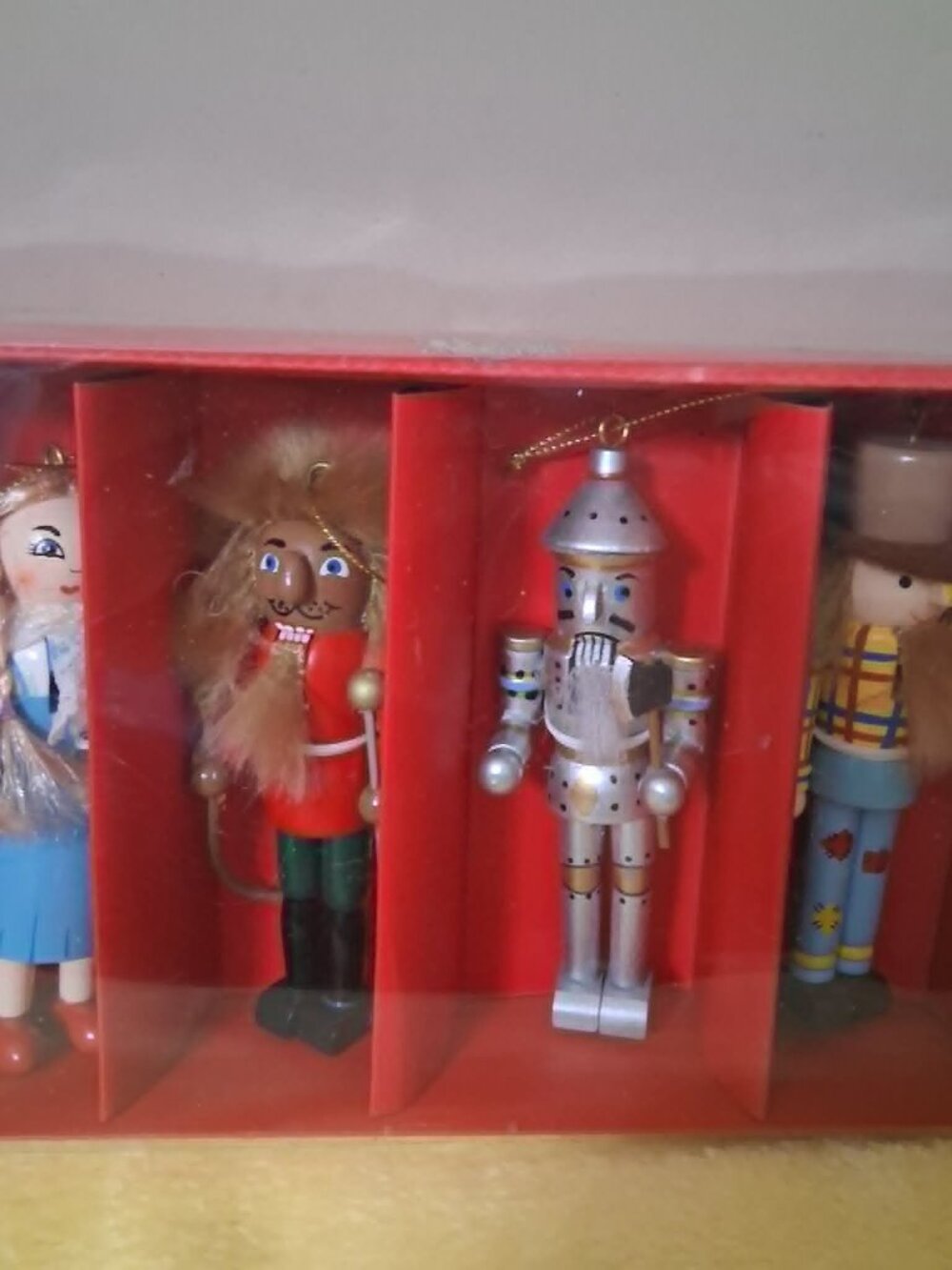 WIZARD OF OZ ORNAMENTS-NWOT 4.5"-5" HIGH